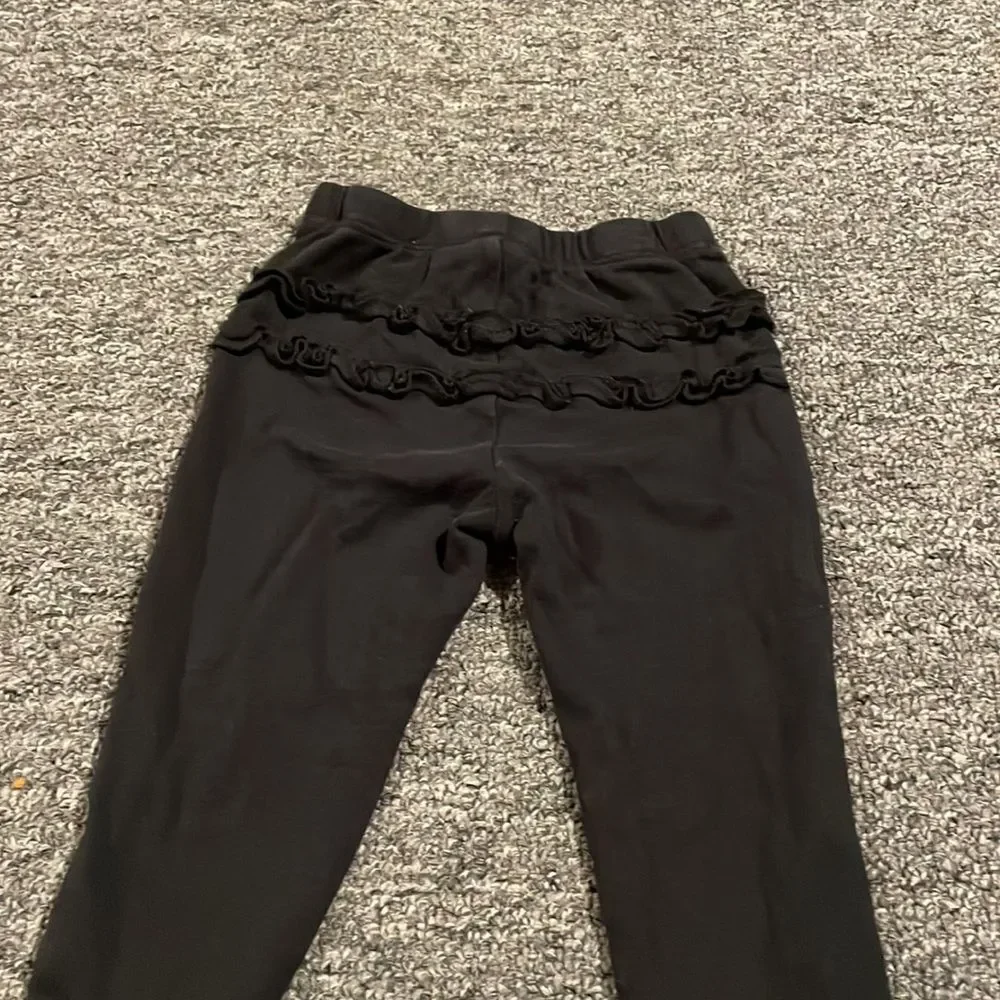 CARTERS 12 M Girls Ruffle Bottoms Good Condition